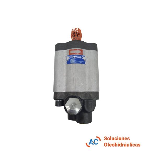 Bomba a engranajes 45 lts - LIVENZA - DEUTZ AX100 - AX120 - A&C Soluciones